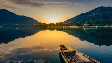 Kashmir Perfect Holidays KP Holidays Srinagar Kashmir +91-194-2000240 / 94199 00101