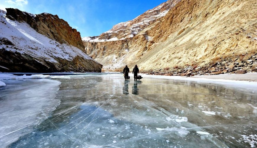 Kashmir Perfect Holidays KP Holidays Srinagar Kashmir +91-194-2000240 / 94199 00101