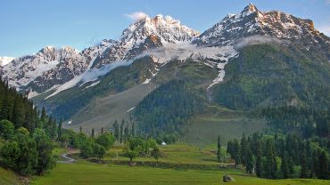 Kashmir Perfect Holidays KP Holidays Srinagar Kashmir +91-194-2000240 / 94199 00101